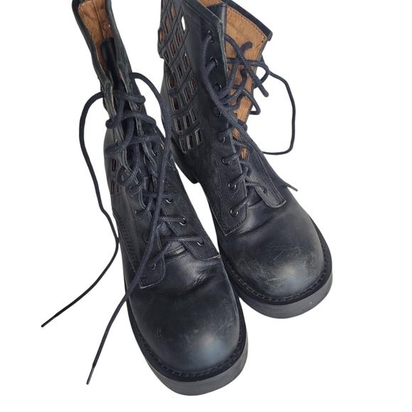 Nasty Gal X Jeffery Campbell Cut Out Pixel Ankle Boots Size 6.5 - Picture 3 of 7